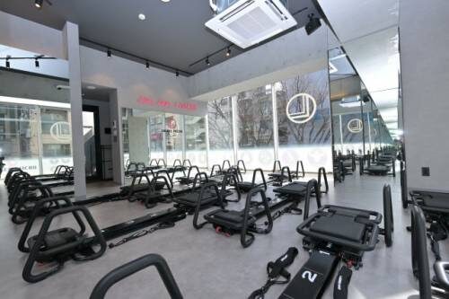 ラグリーマイクロスタジオ