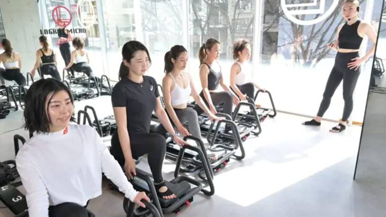 ラグリーマイクロスタジオ