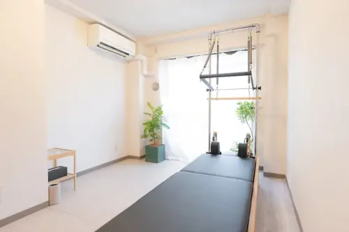 Econa pilates studio代々木上原