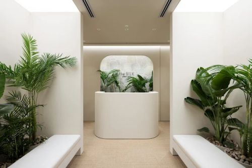 the SILK のエントランス