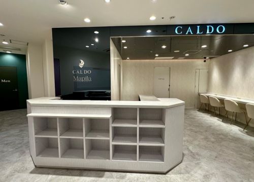 カルド新宿店の受付