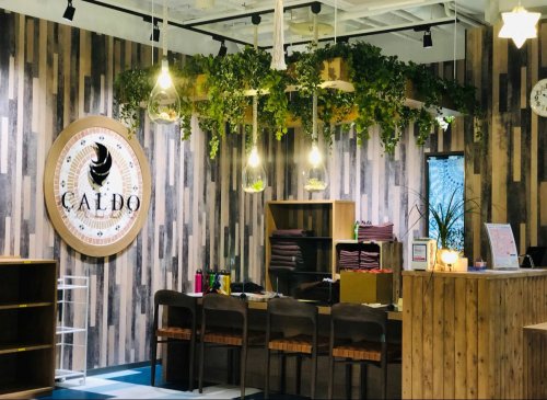 カルド戸塚店のフロント